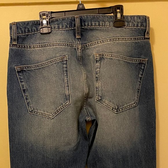 Men's’ Goodthread Jeans 32Wx33L - Picture 2 of 4